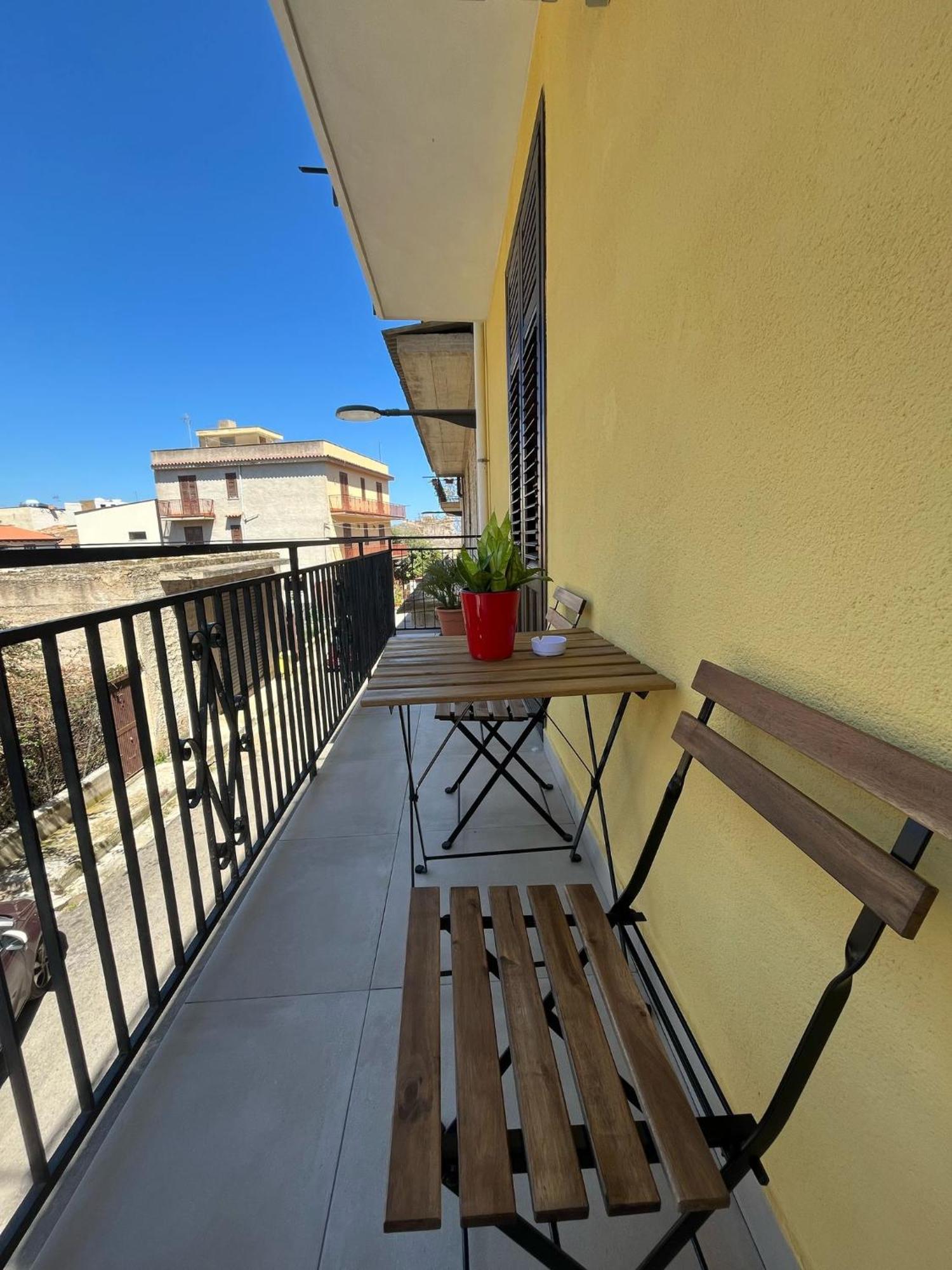 Maresia Apartment Altavilla Milicia Exterior photo